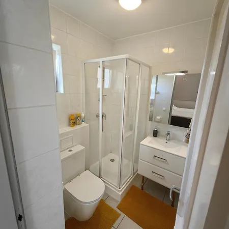 Apartment Nati Kehidakustany